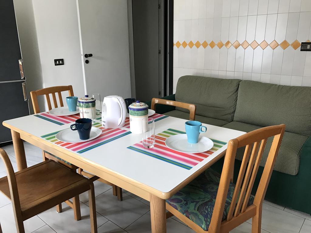 Appartement Casa Tiziana à Naples Extérieur photo